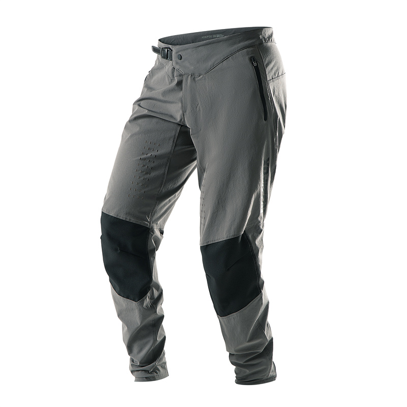 2025 NOZIFOX Men defend BMX AT - Mountain Biking Games reseña y precio
