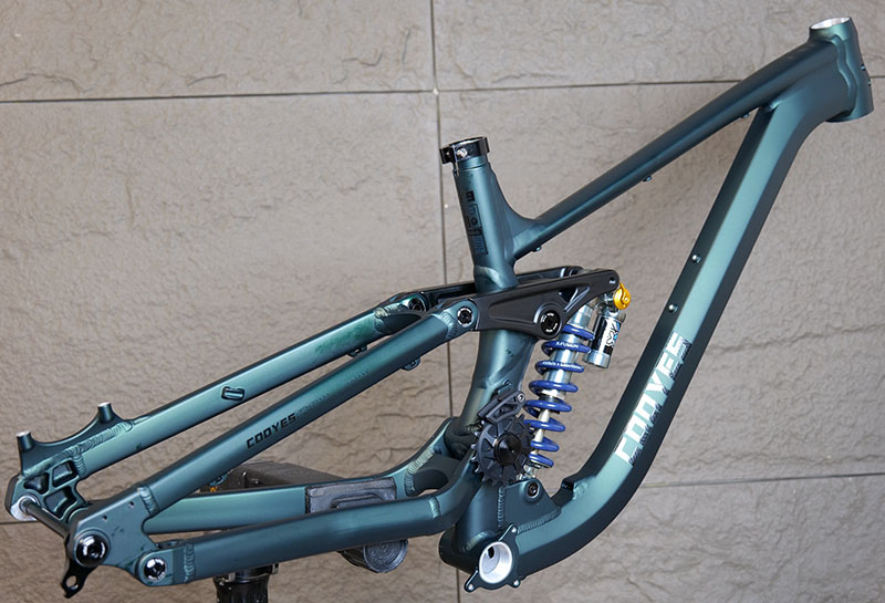 Full Suspension Aluminum Bike  - Mountain Biking Uk reseña y precio